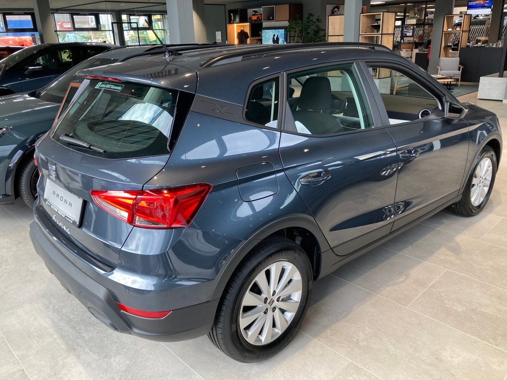 Seat Arona