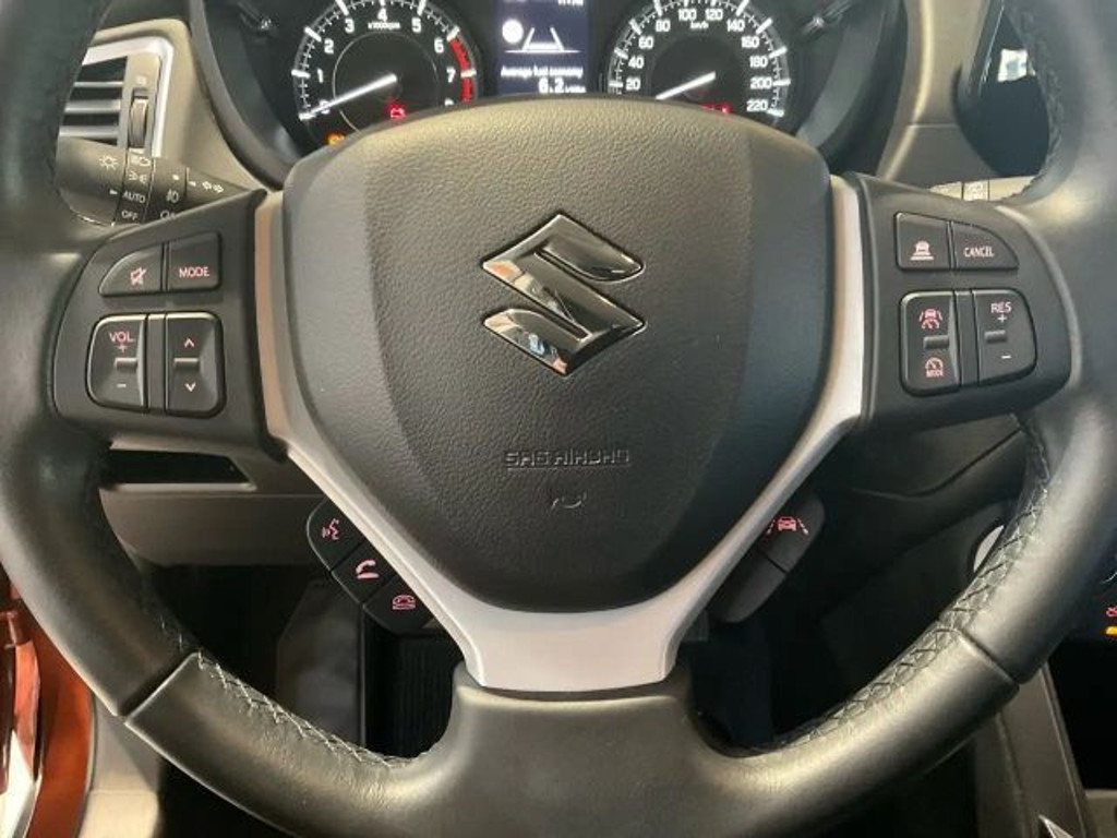 Suzuki S-Cross