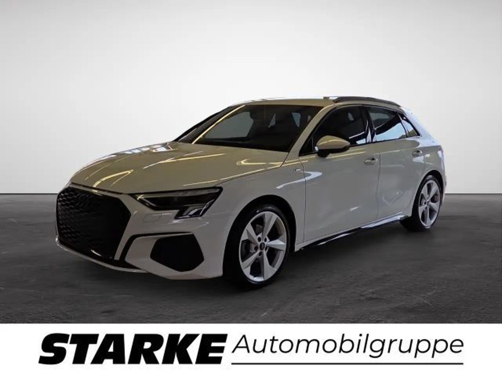 Audi A3 2023 Benzine