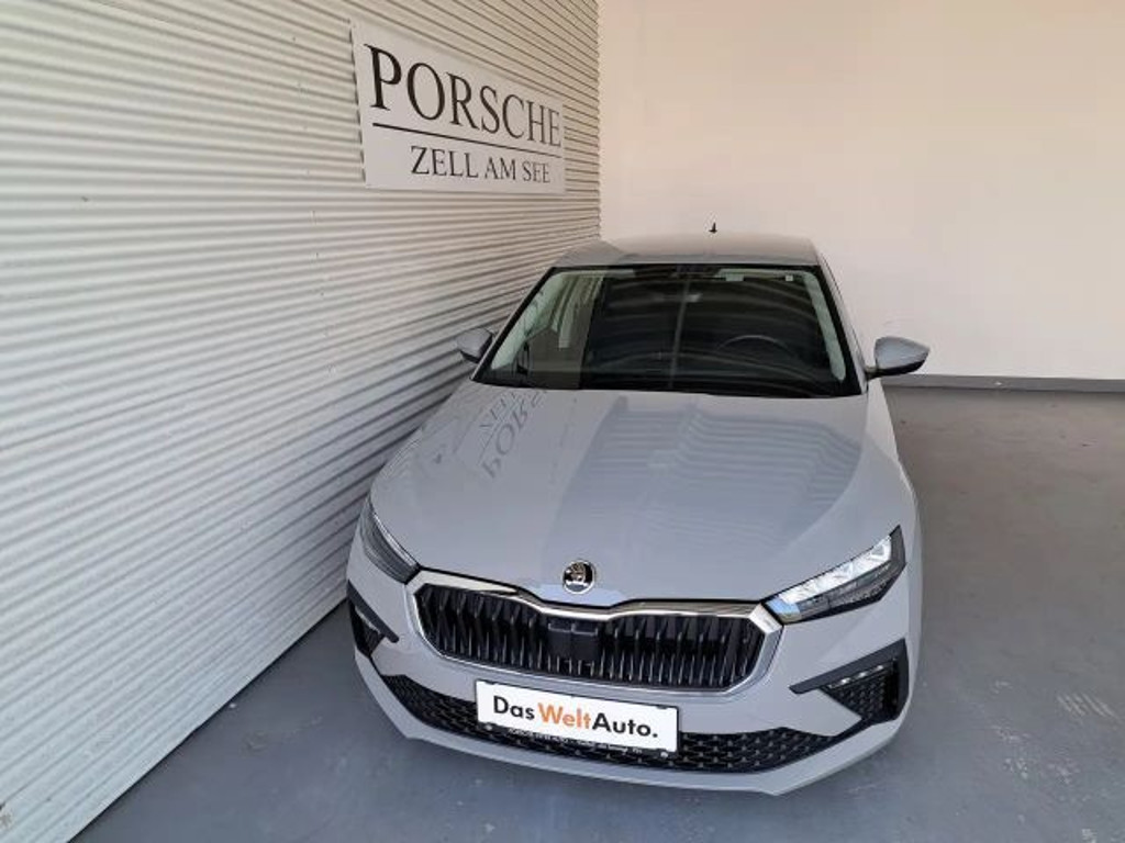 Skoda Scala 2025 Benzine