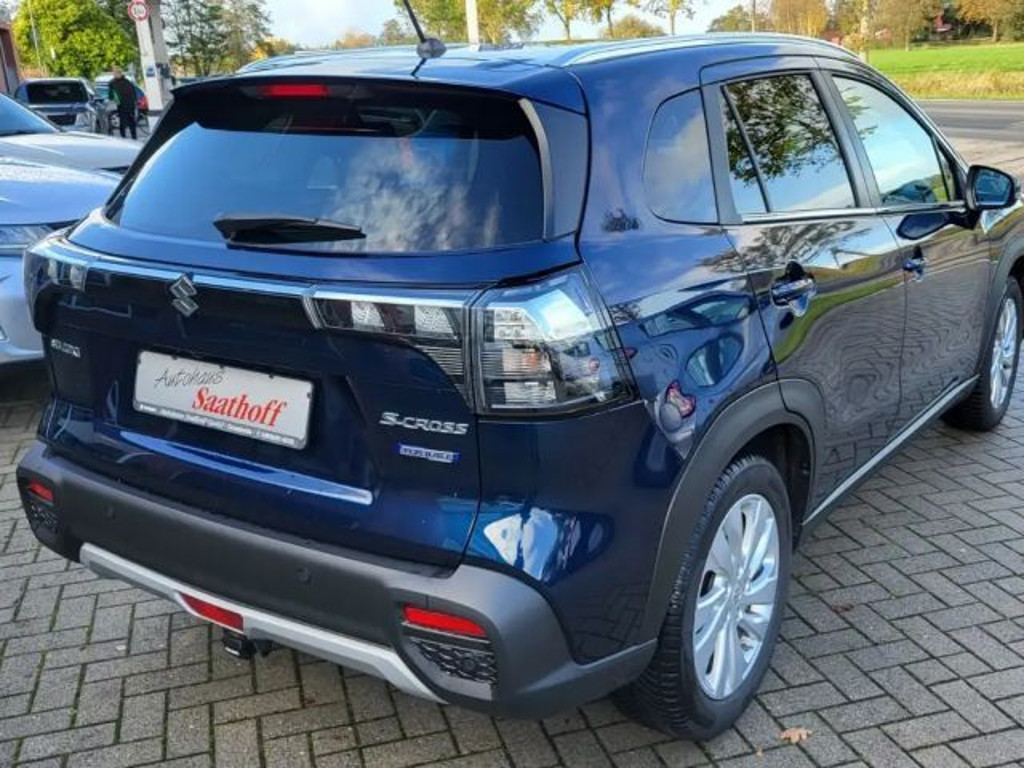 Suzuki S-Cross