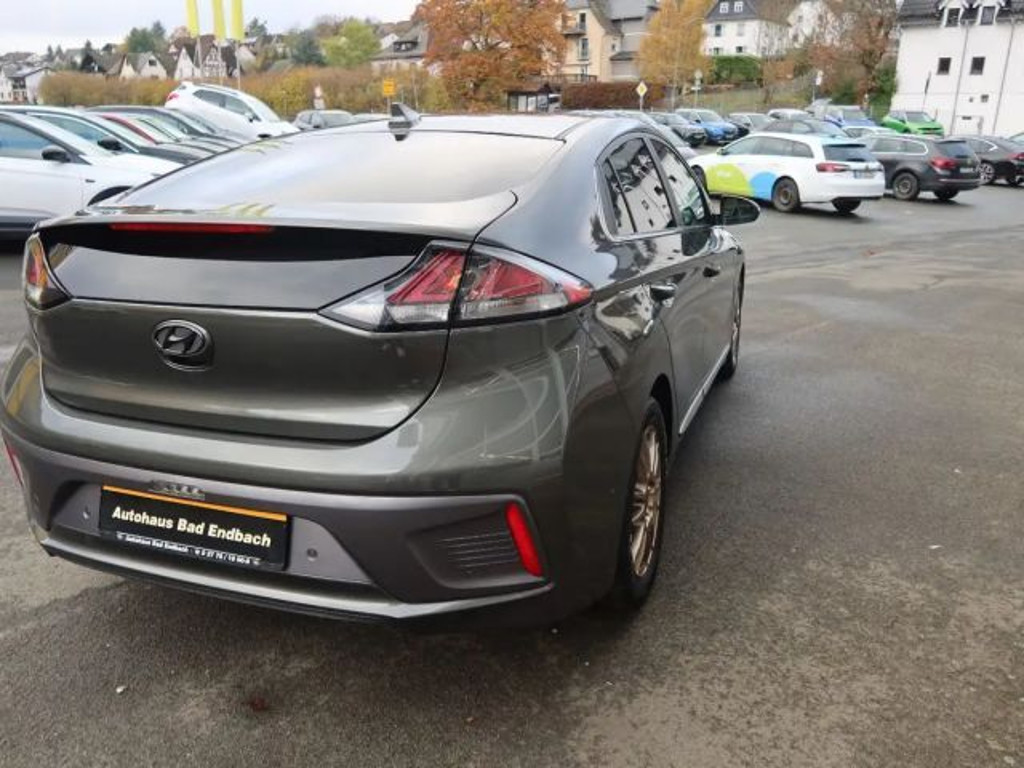 Hyundai Ioniq