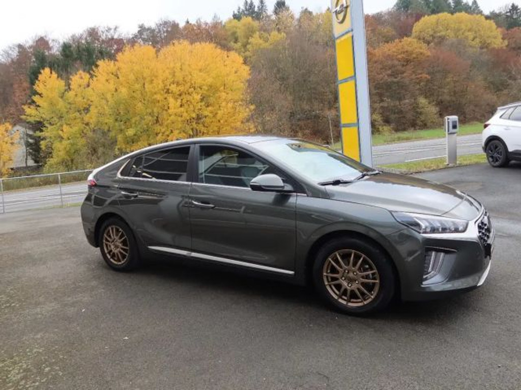 Hyundai Ioniq