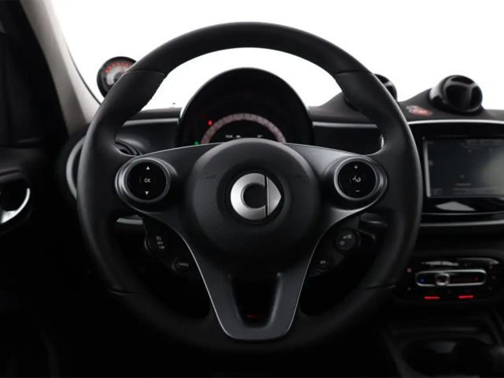 Smart EQ forfour