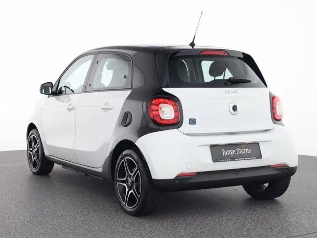Smart EQ forfour