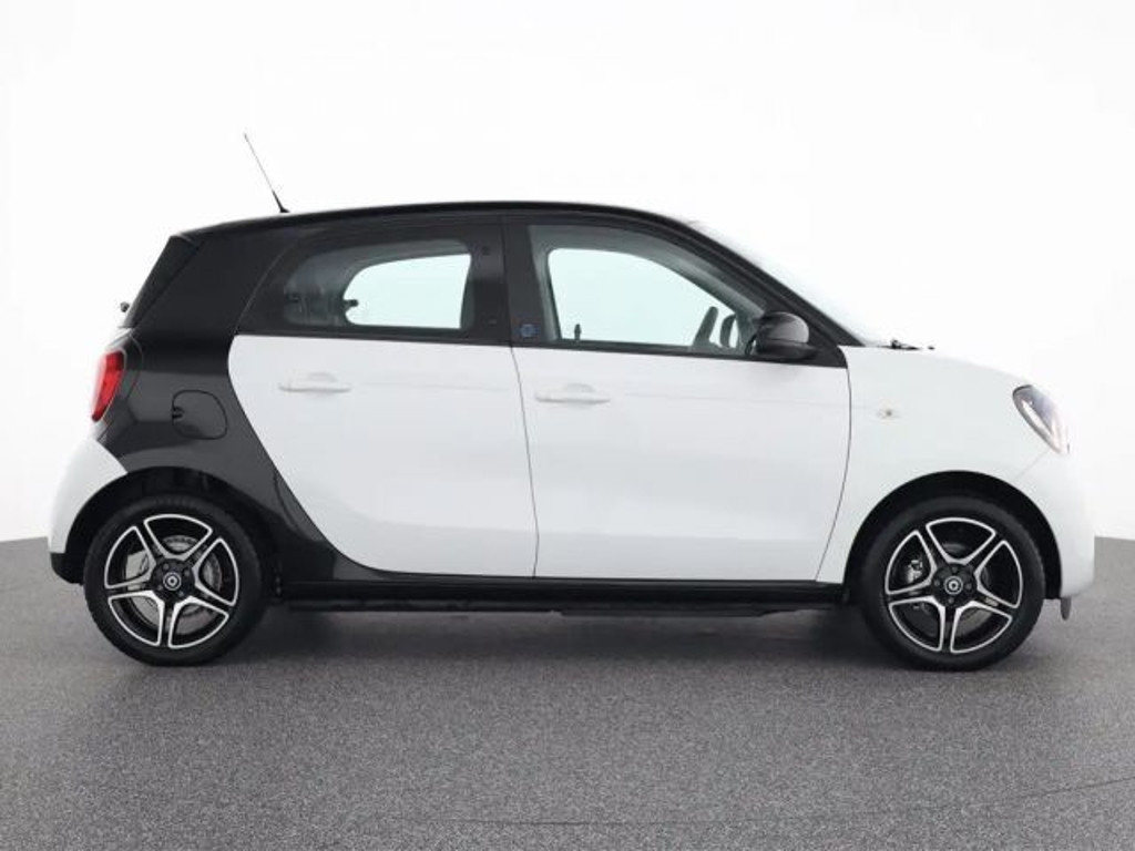 Smart EQ forfour