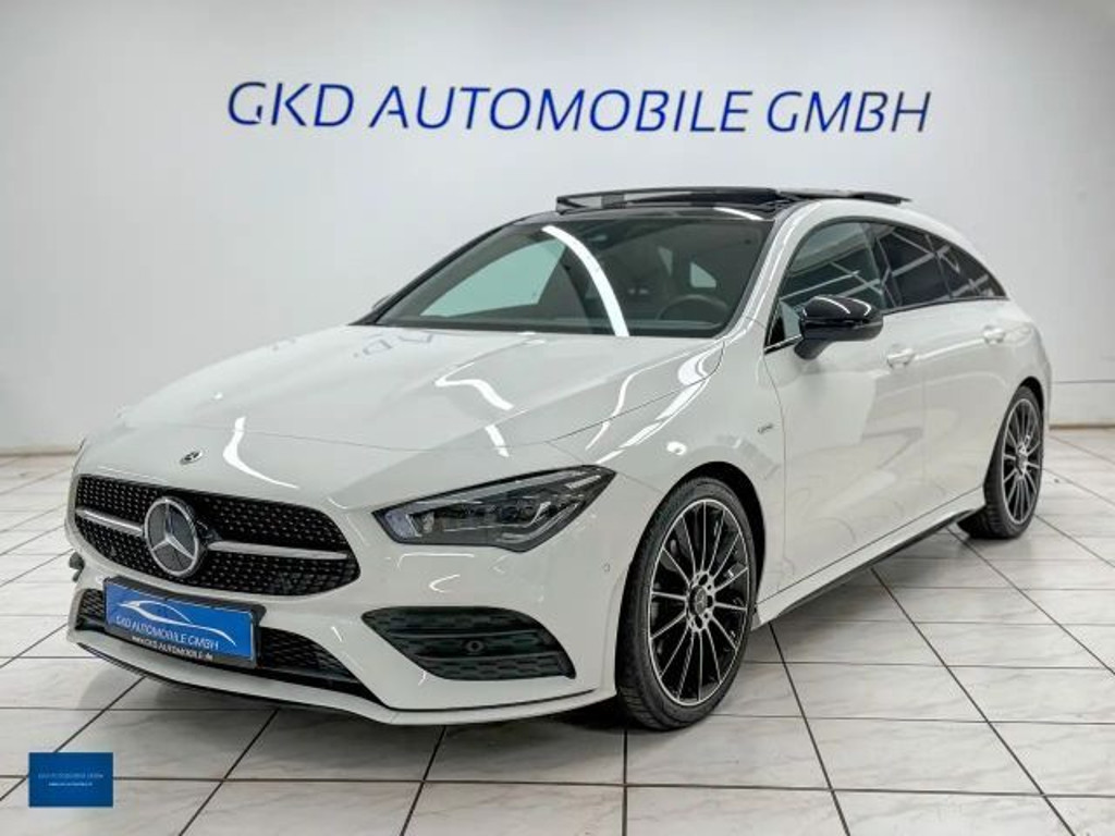 Mercedes-Benz CLA-Klasse 2022 Benzine