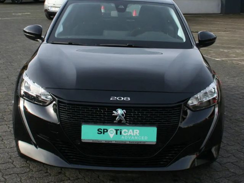 Peugeot e-208
