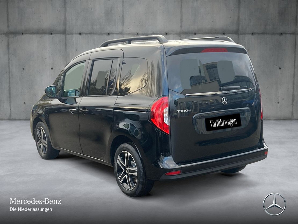 Mercedes-Benz T 180