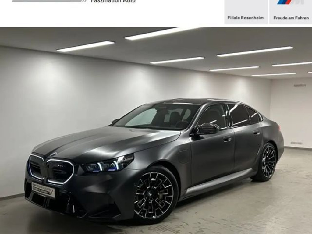 BMW M5 2025 Hybride Benzine
