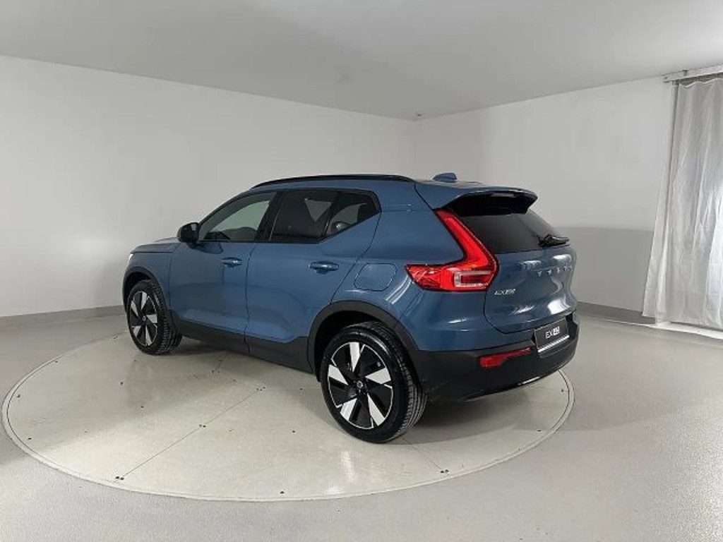 Volvo EX40