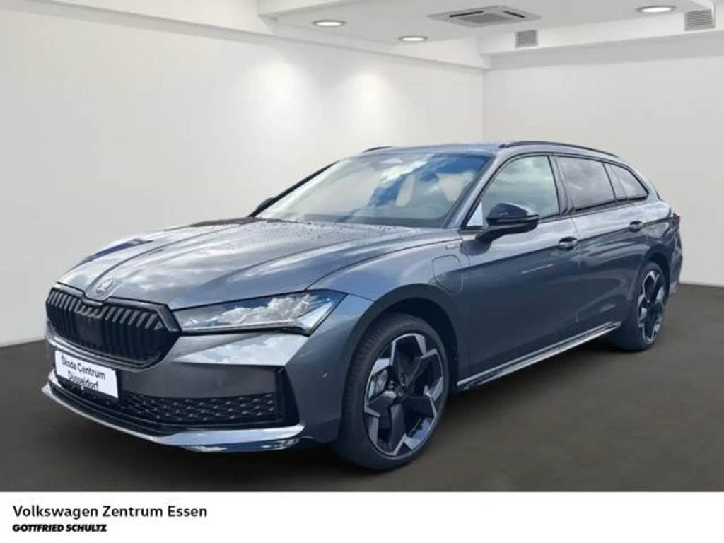 Skoda Superb 2025 Hybride Benzine