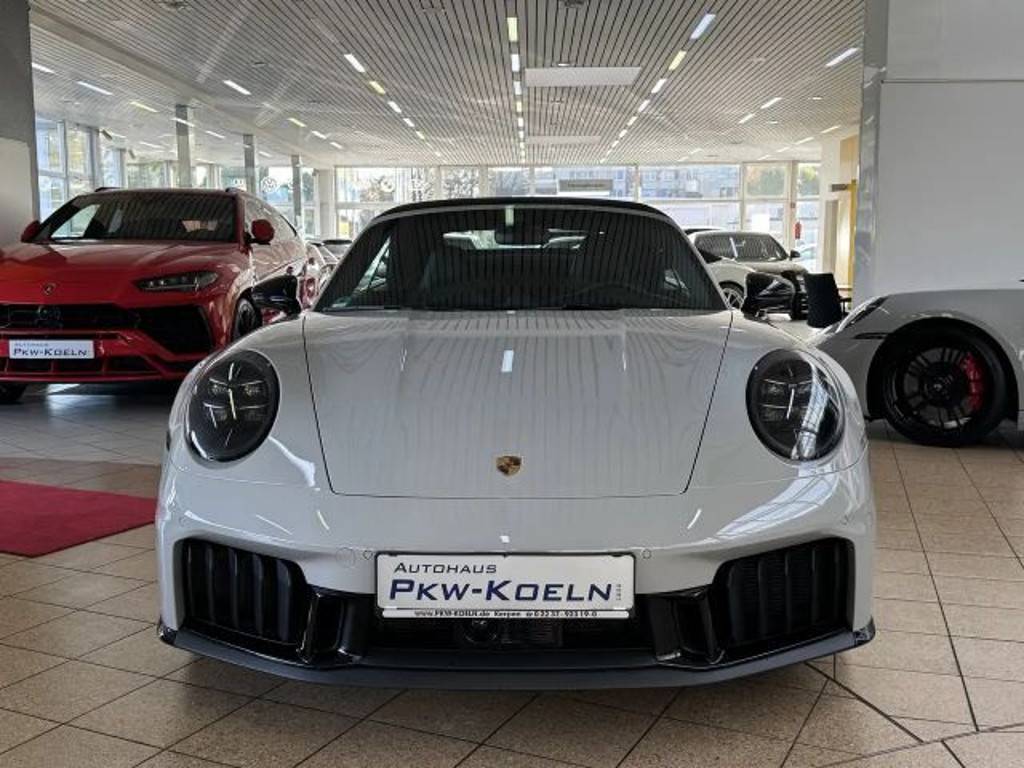 Porsche 992
