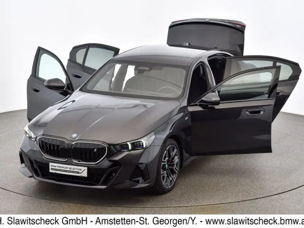BMW i5