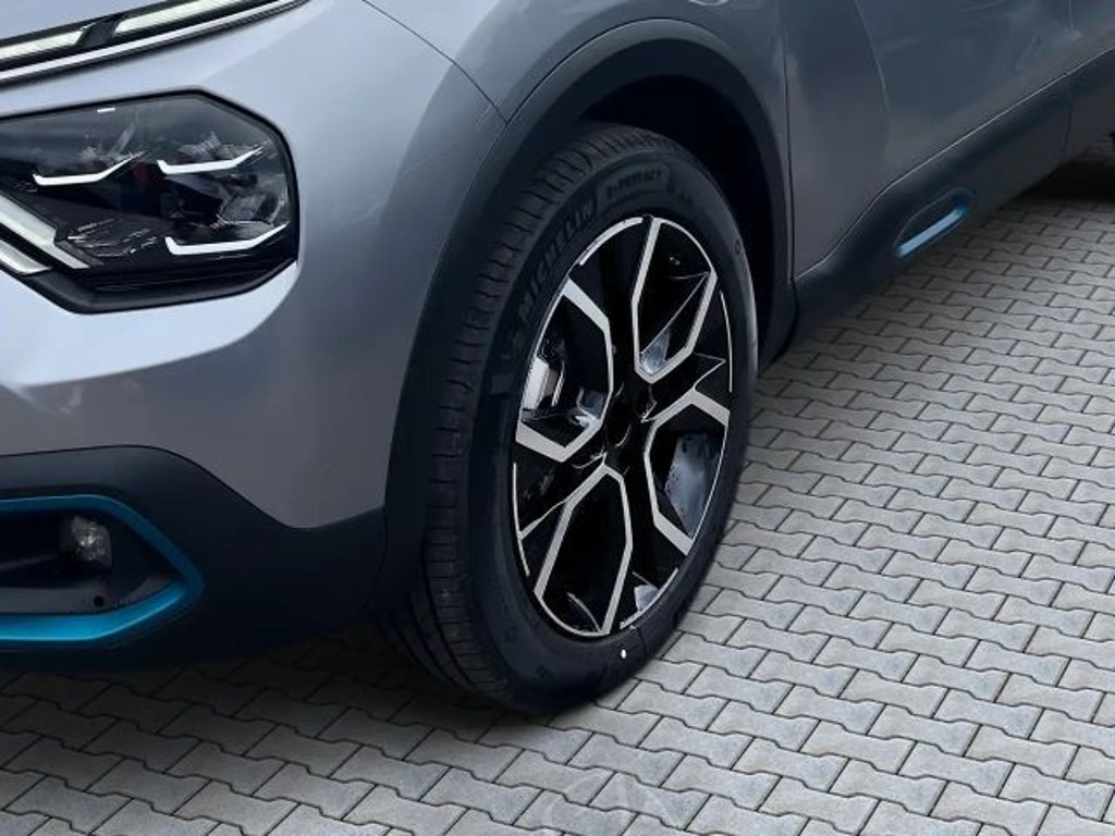 Citroën Ë-C4 X