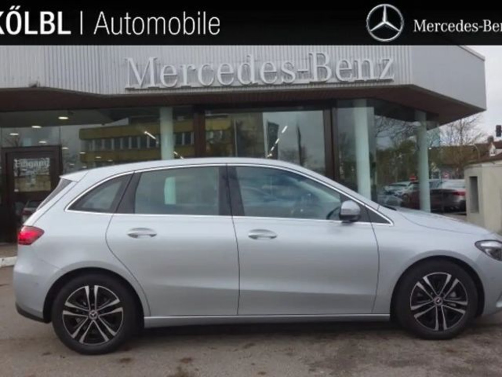 Mercedes-Benz B-Klasse 2024 Benzine