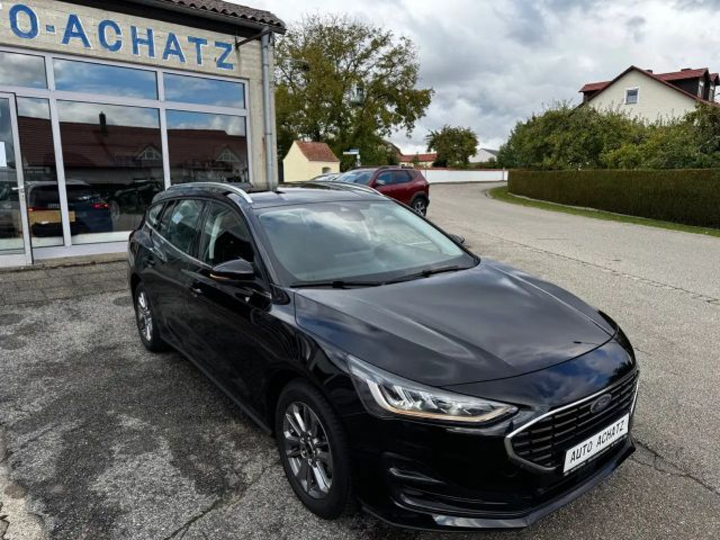 Ford Focus 2023 Benzine
