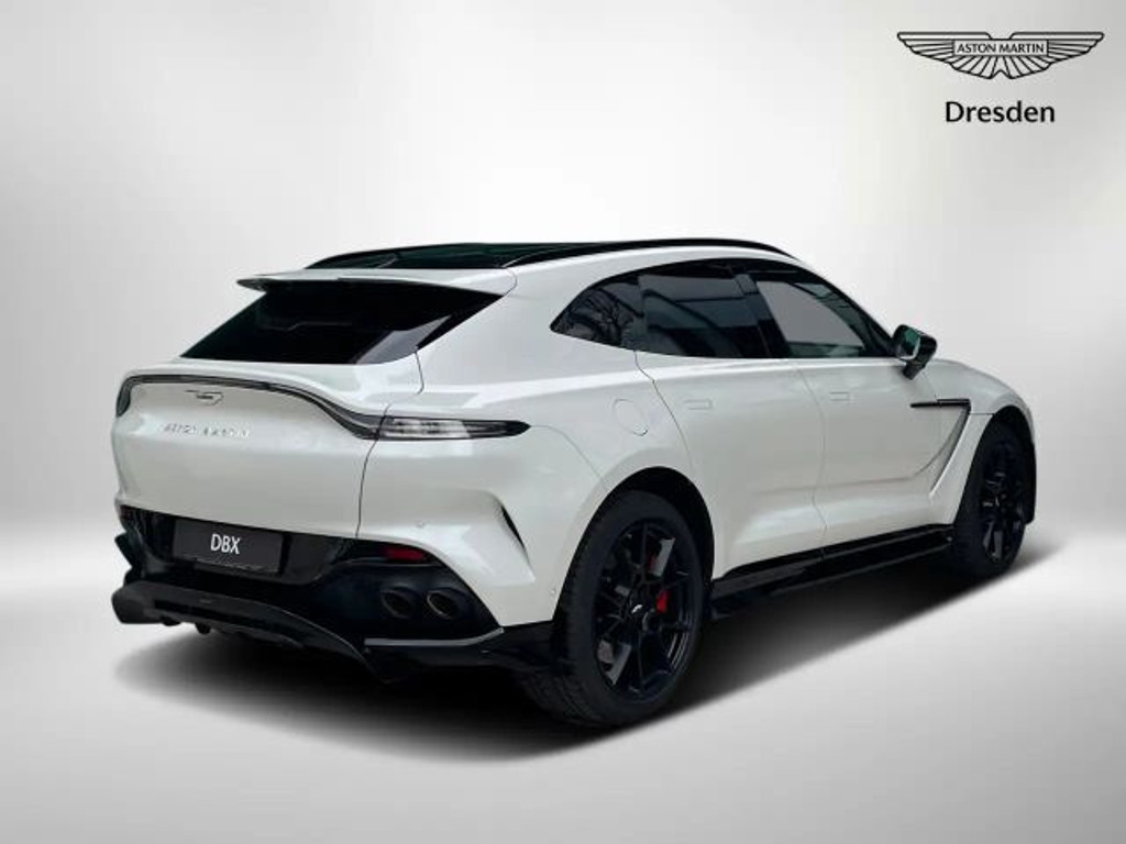 Aston Martin DBX