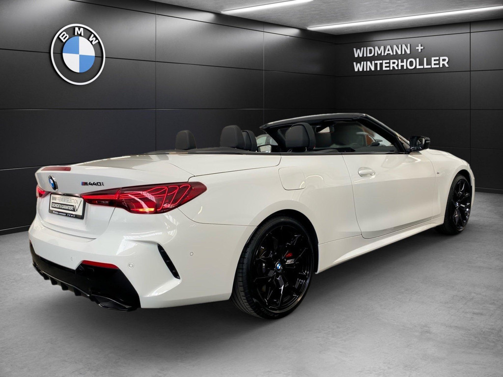 BMW M440