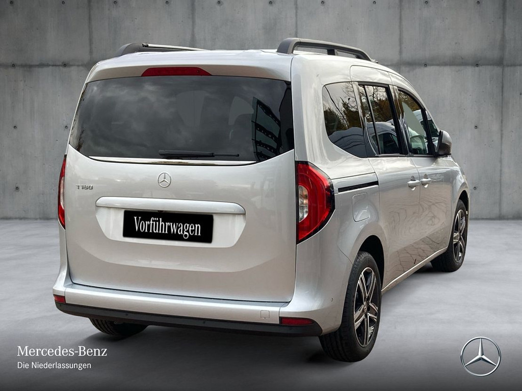 Mercedes-Benz T 180