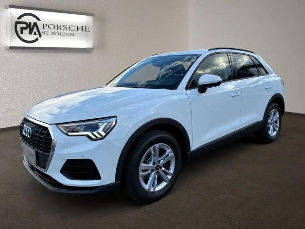Audi Q3 2025 Benzine