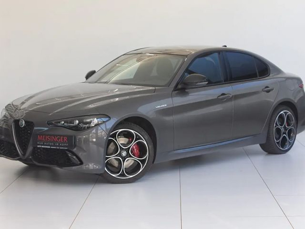 Alfa Romeo Giulia 2025 Benzine