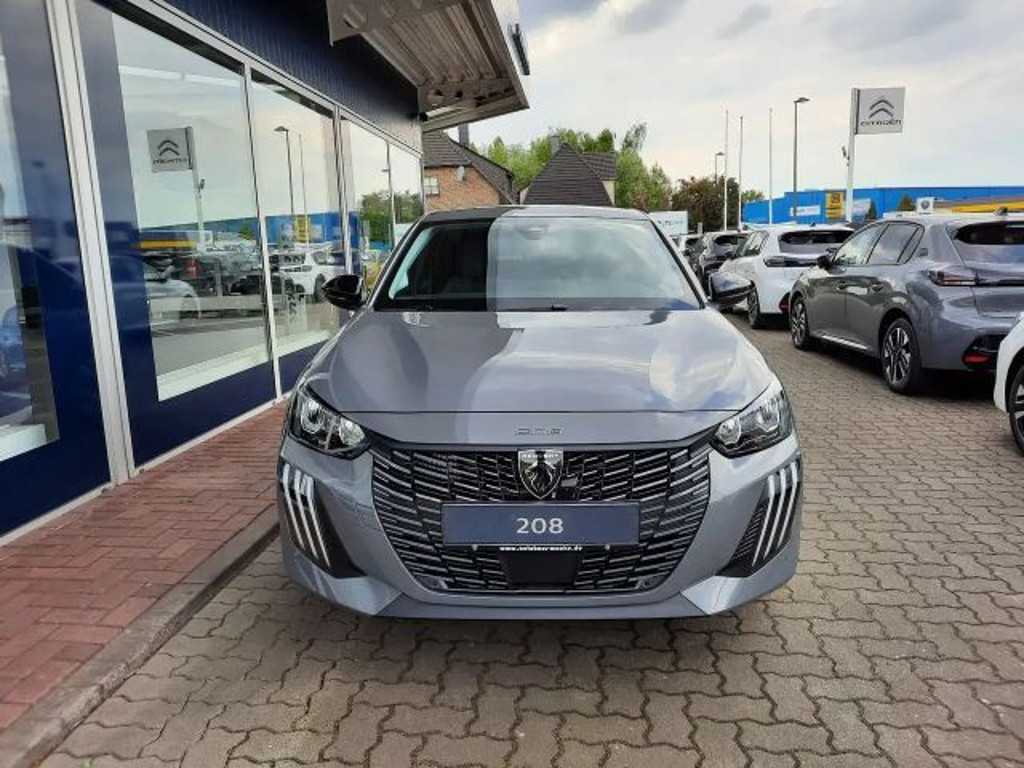 Peugeot 208 2025 Benzine