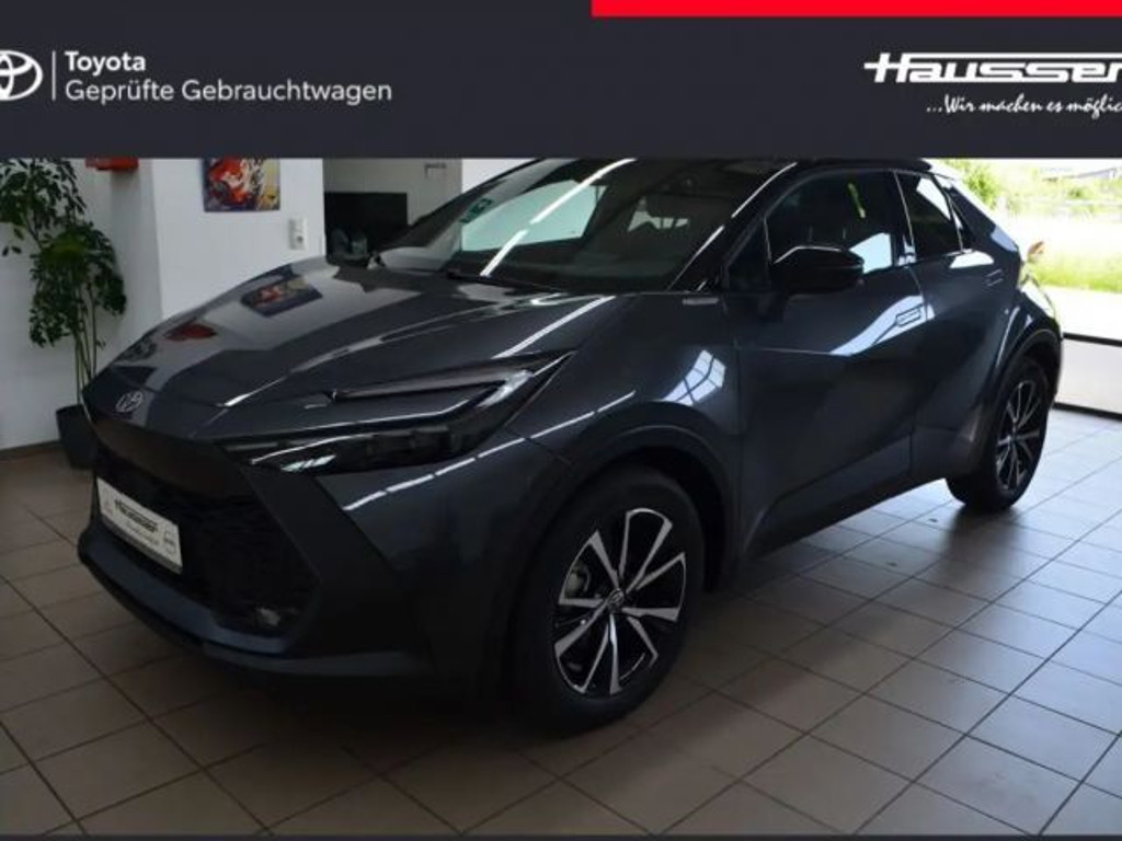 Toyota C-HR 2025 Hybride Benzine