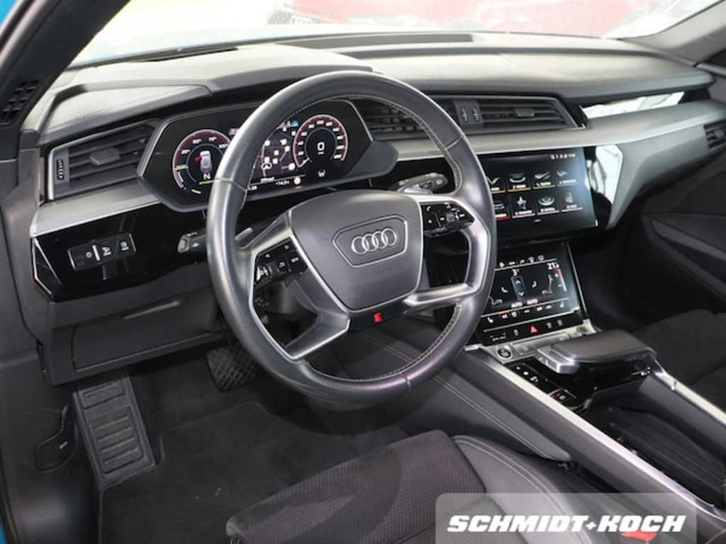 Audi e-tron