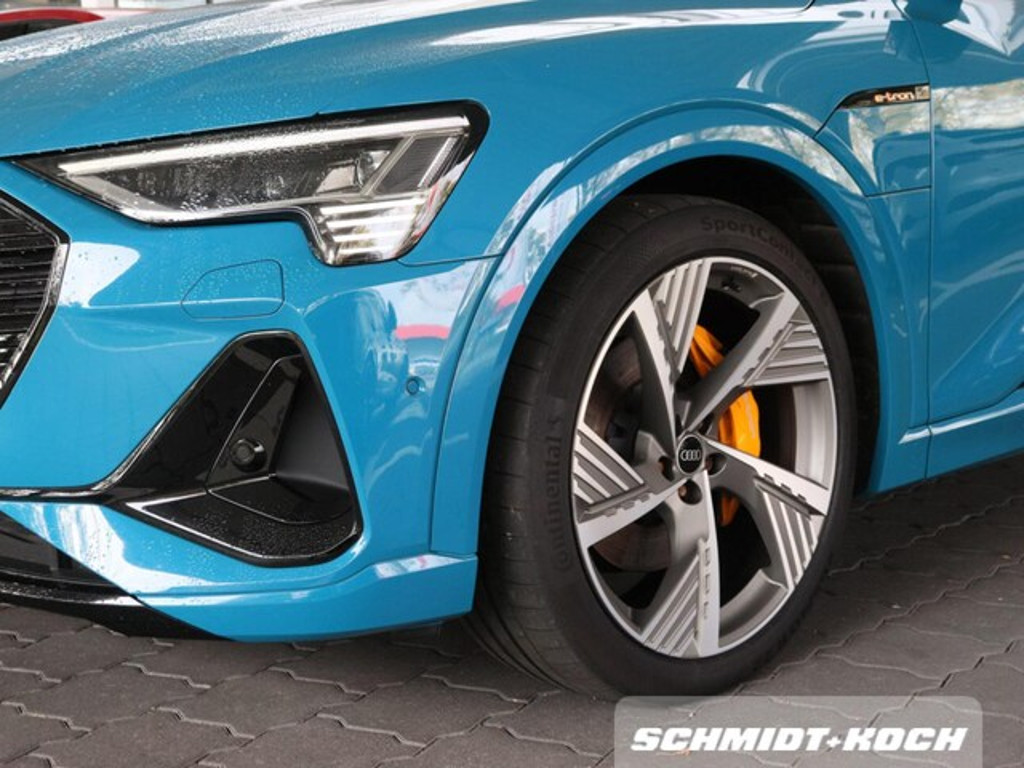 Audi e-tron