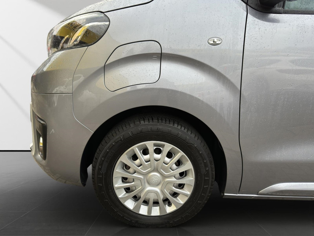 Toyota Proace Verso EV