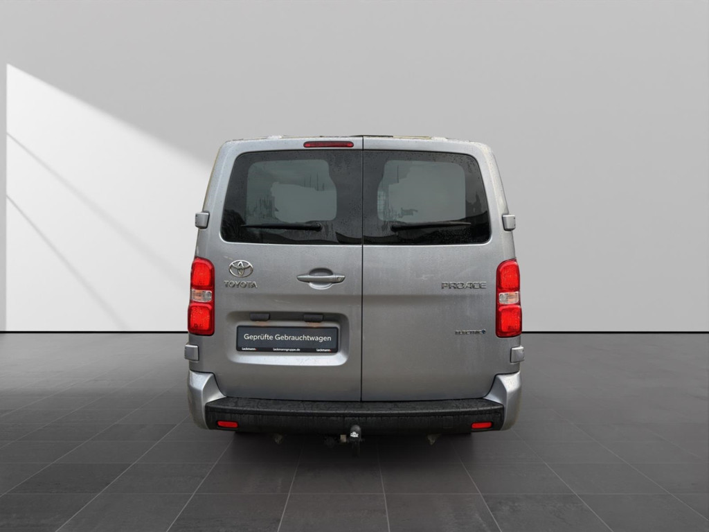 Toyota Proace Verso EV