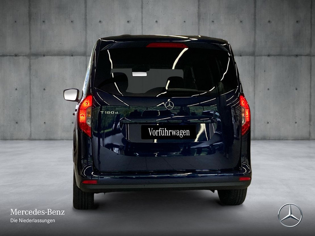 Mercedes-Benz T 180
