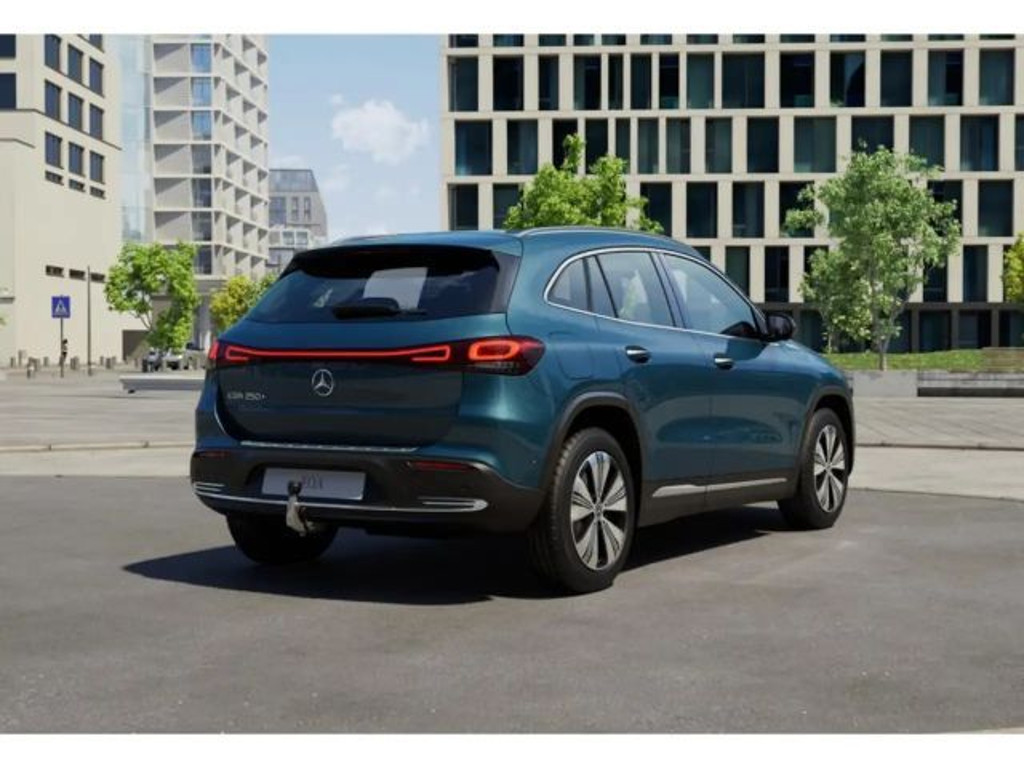 Mercedes-Benz EQA
