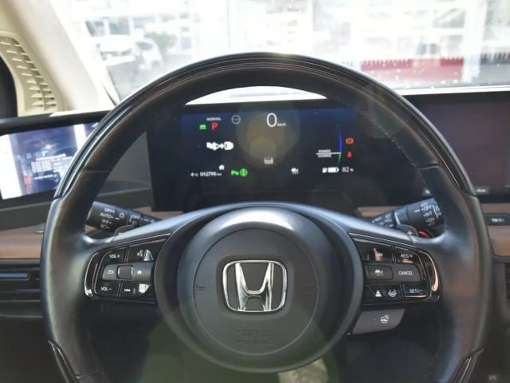 Honda e