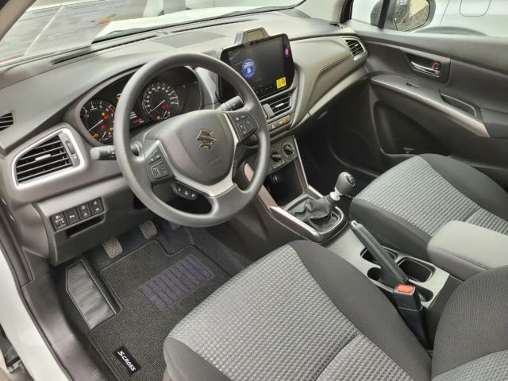 Suzuki S-Cross