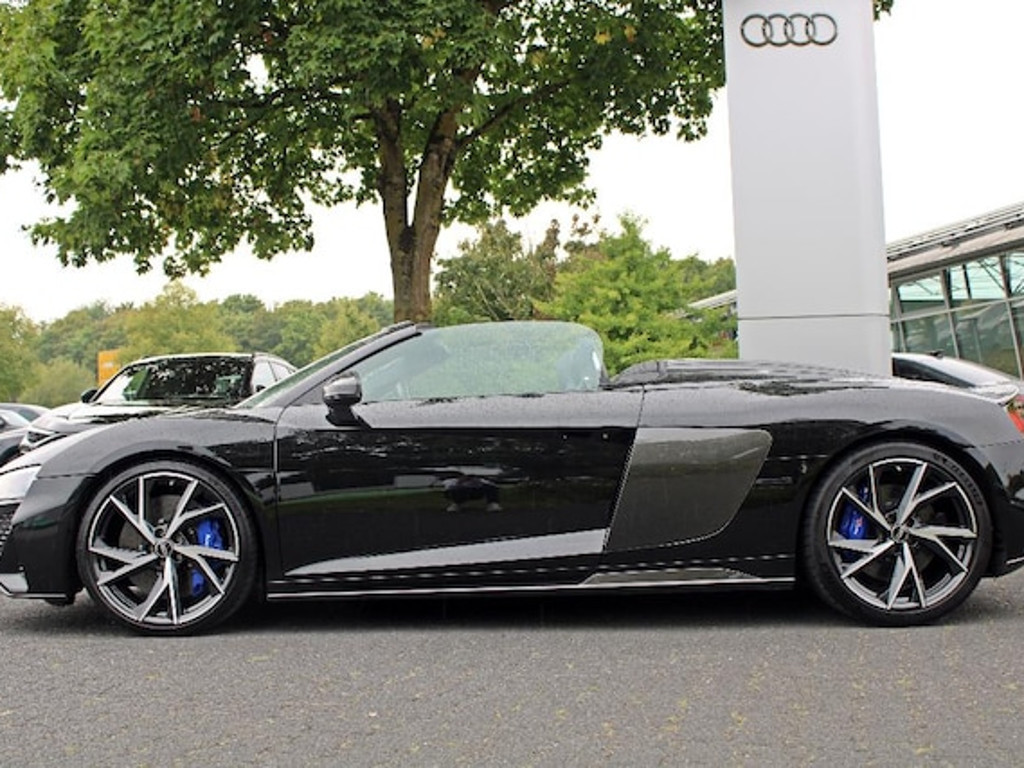 Audi R8