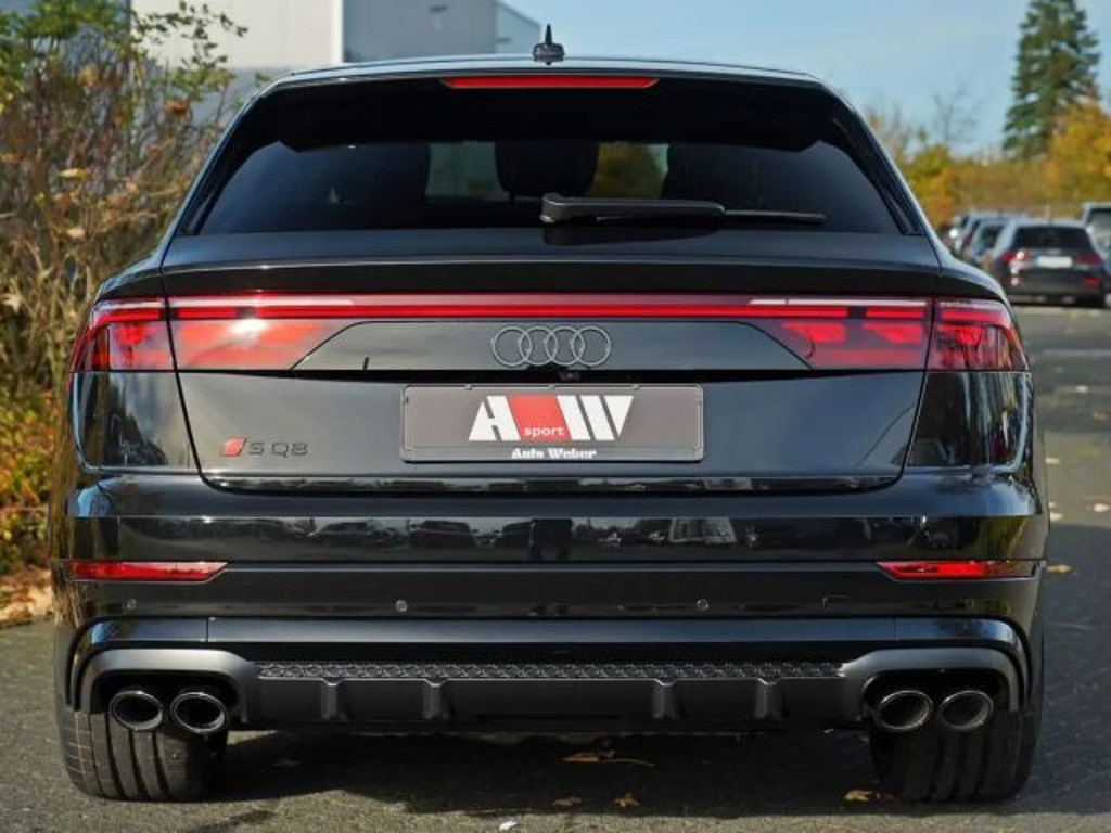 Audi SQ8