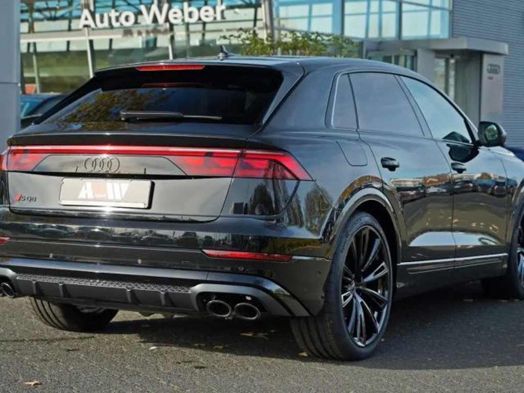 Audi SQ8