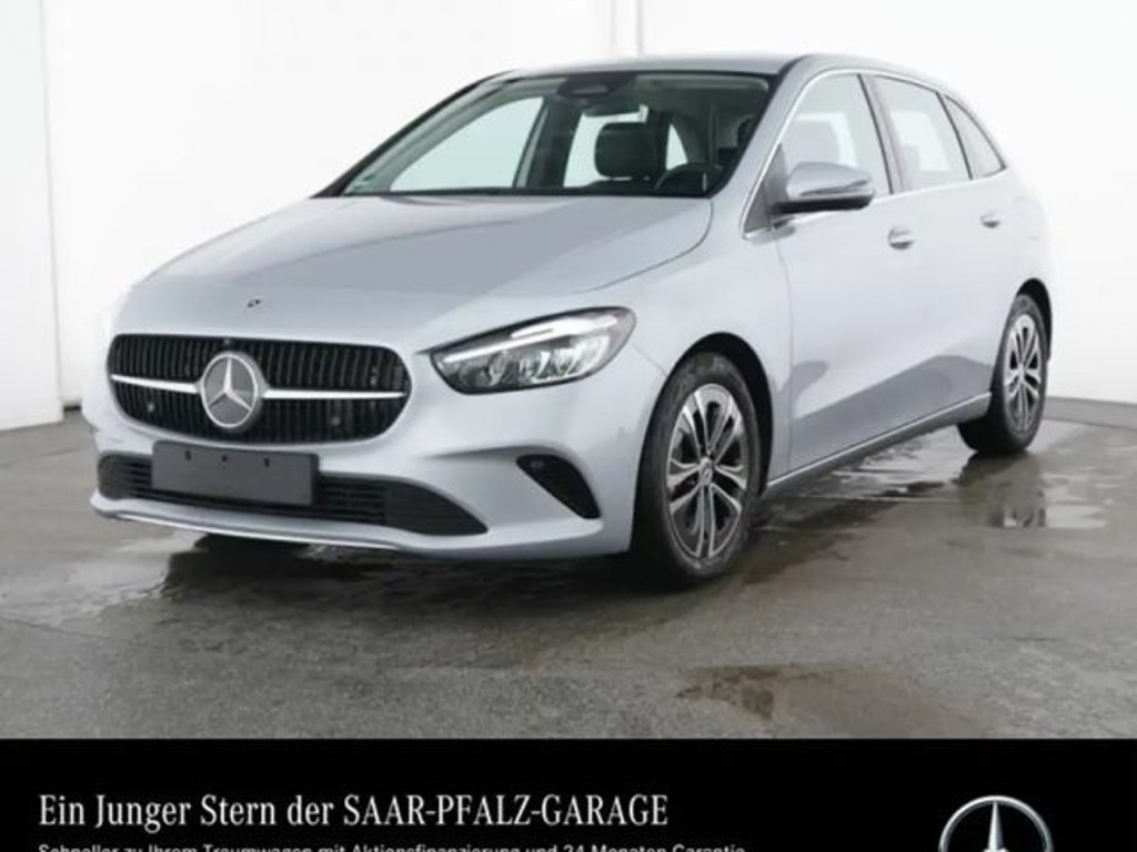 Mercedes-Benz B-Klasse 2024 Benzine