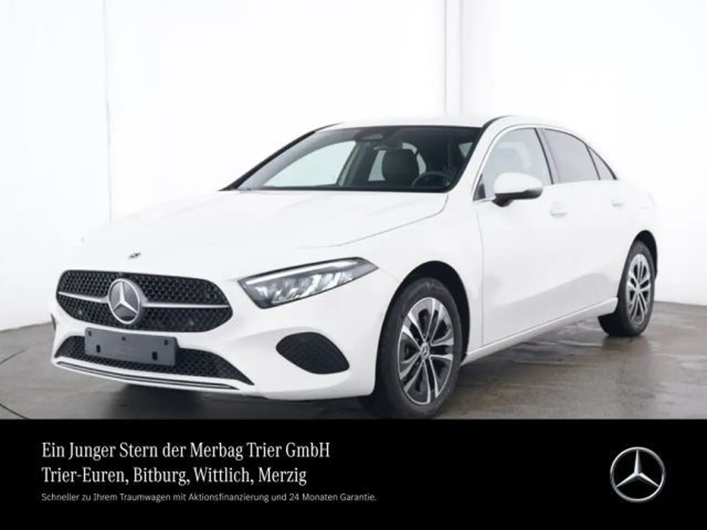 Mercedes-Benz A-Klasse 2024 Hybride Benzine
