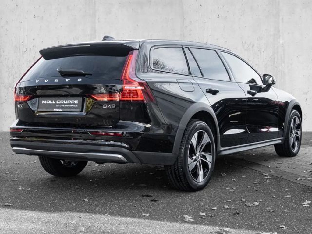 Volvo V60 Cross Country