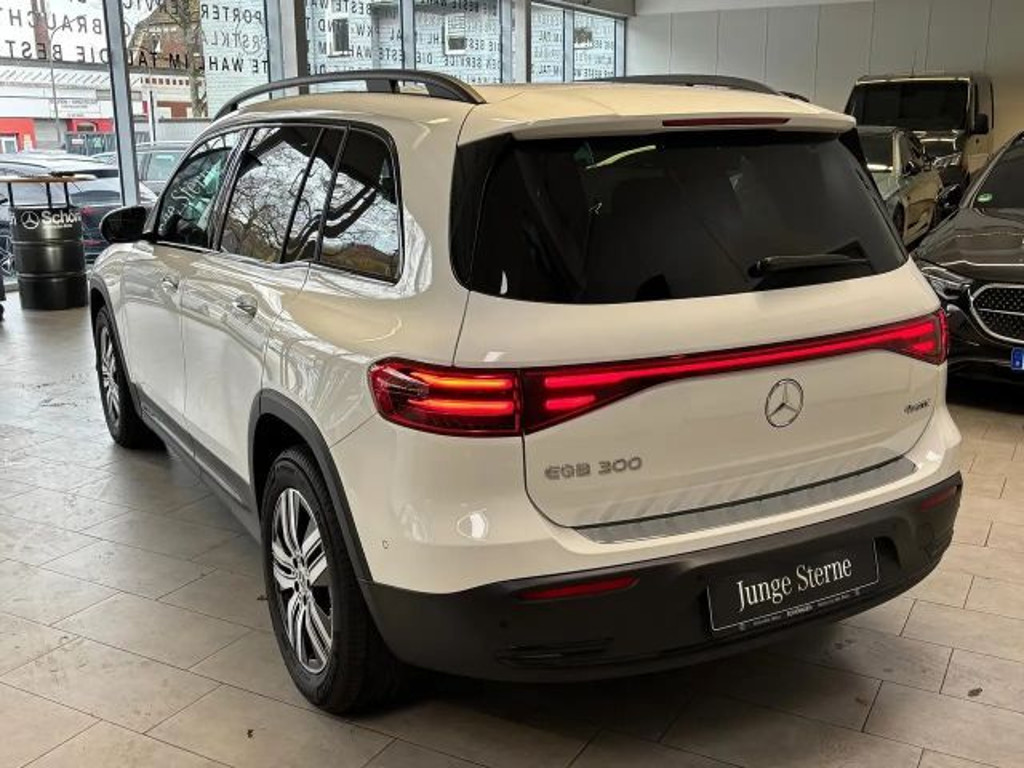 Mercedes-Benz EQB