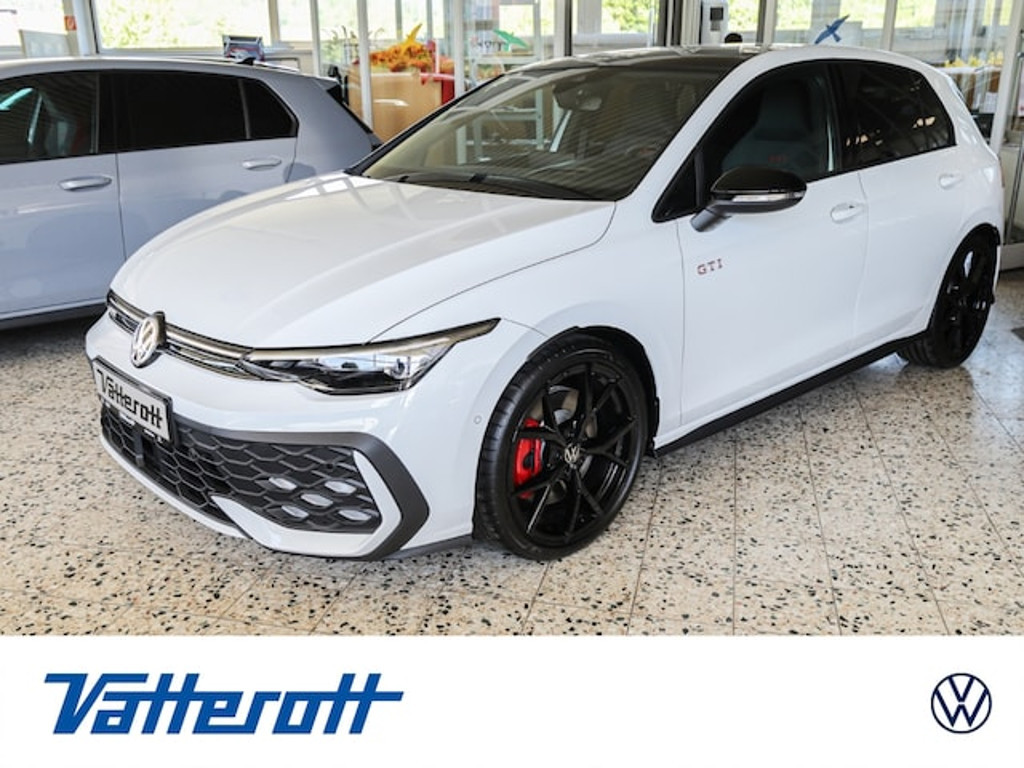 Volkswagen Golf 2025 Benzine