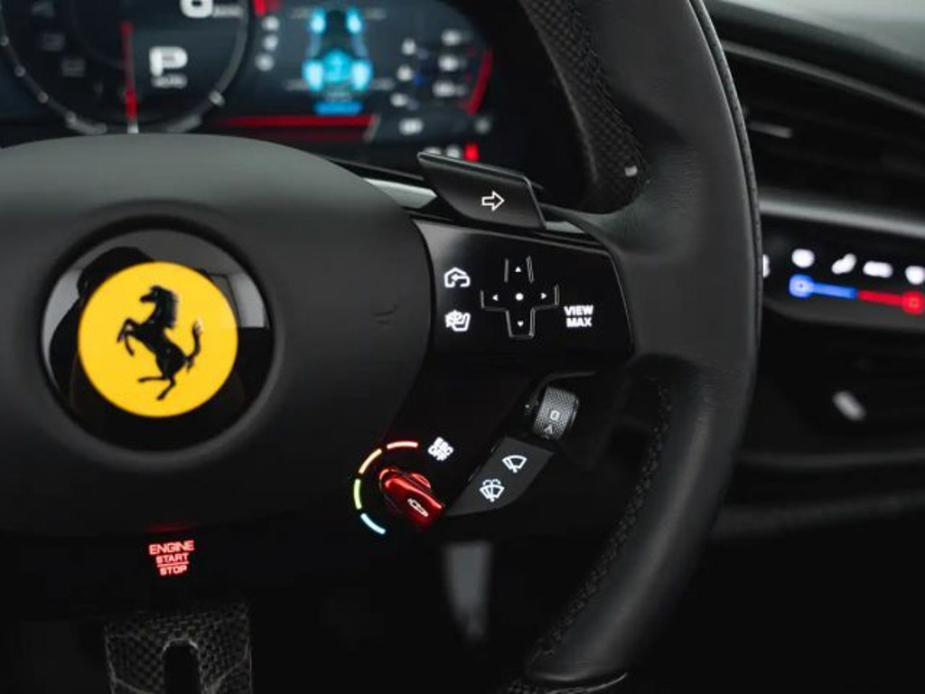 Ferrari SF90