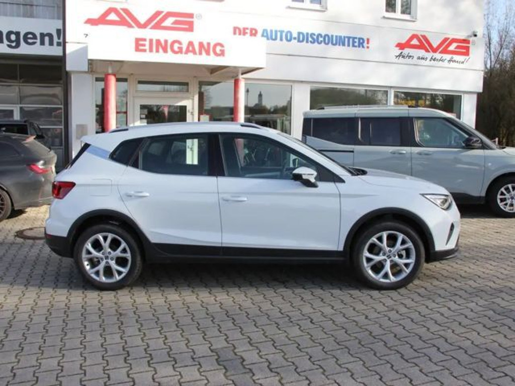 Seat Arona