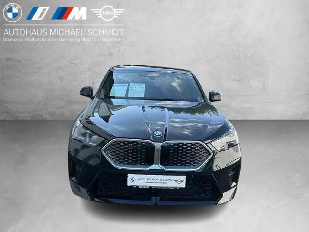 BMW iX2