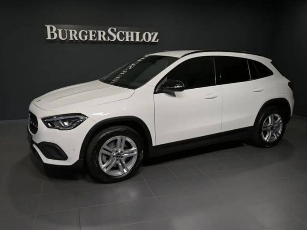 Mercedes-Benz GLA-Klasse 2021 Hybride Benzine
