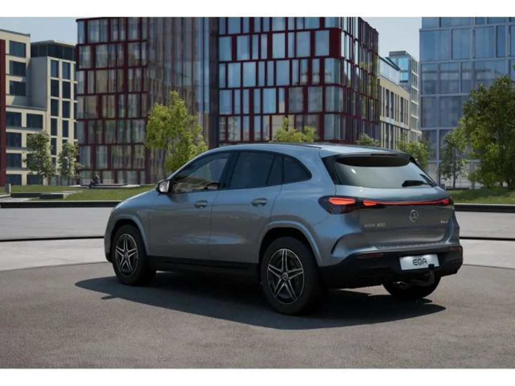 Mercedes-Benz EQA