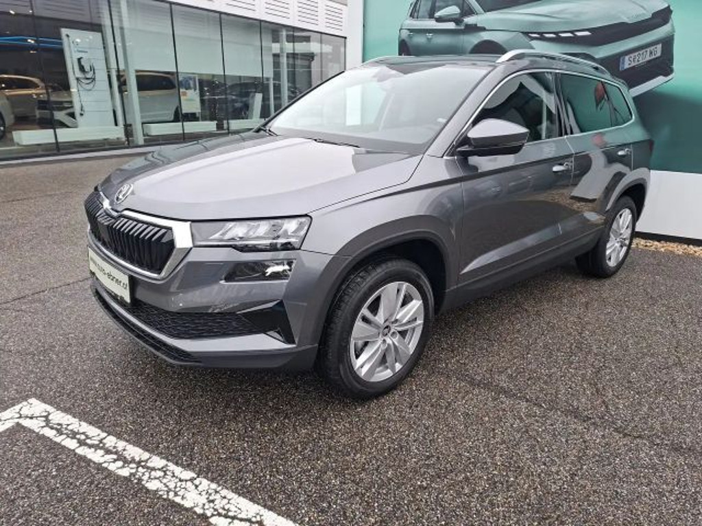 Skoda Karoq 2025 Benzine